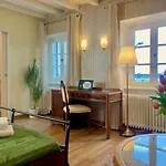 Rhein River - Direkt Am Rhein Гостевой дом 3*
