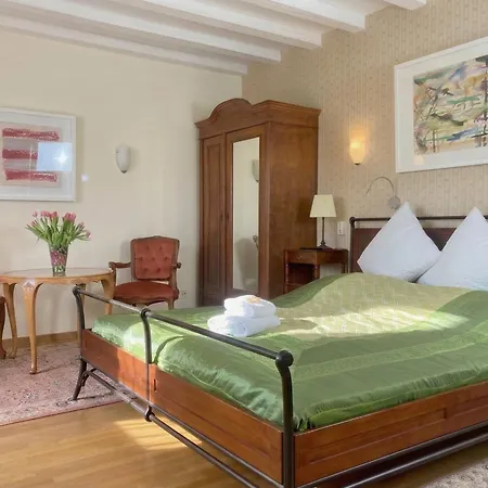 بيت ضيافة Rhein River - Direkt Am Rhein ليفركوزن