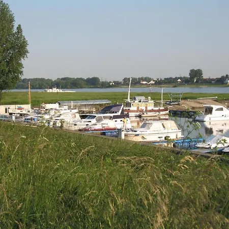 Rhein River - Direkt Am Rhein Λεβερκούζεν