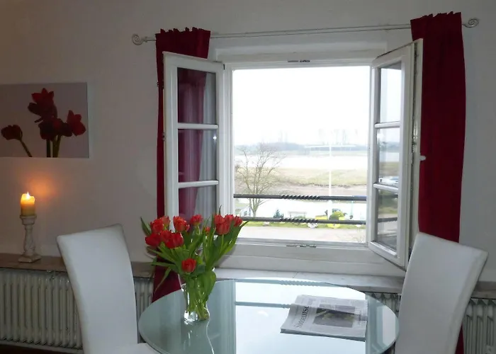 بيت ضيافة Rhein River - Direkt Am Rhein 3*